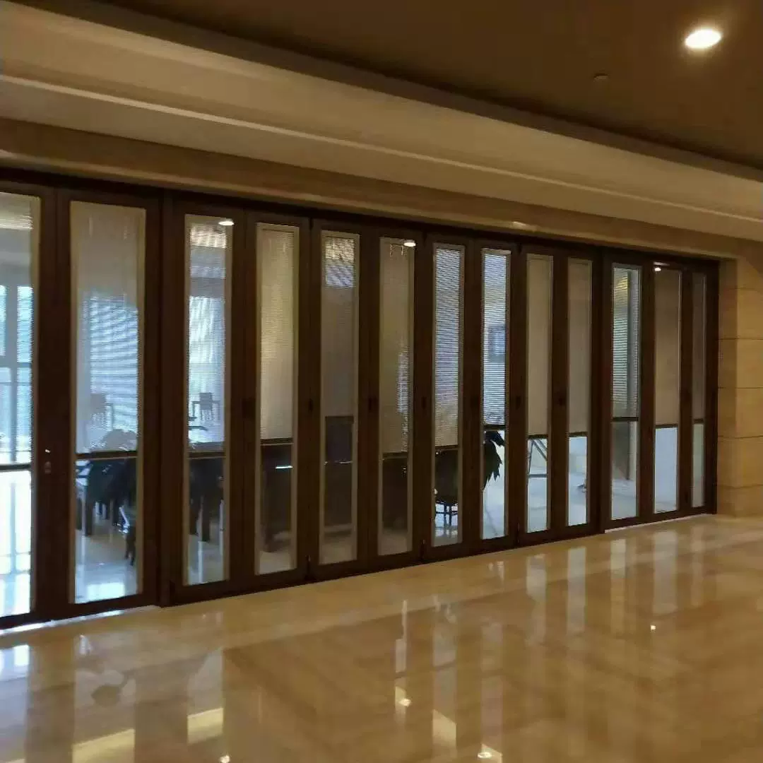 定制新款美观豪华铝合金门推拉门折叠门隔断门透明玻璃推拉折叠门