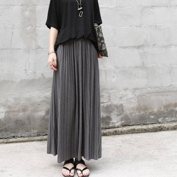 Retro pleated skirt for leisure