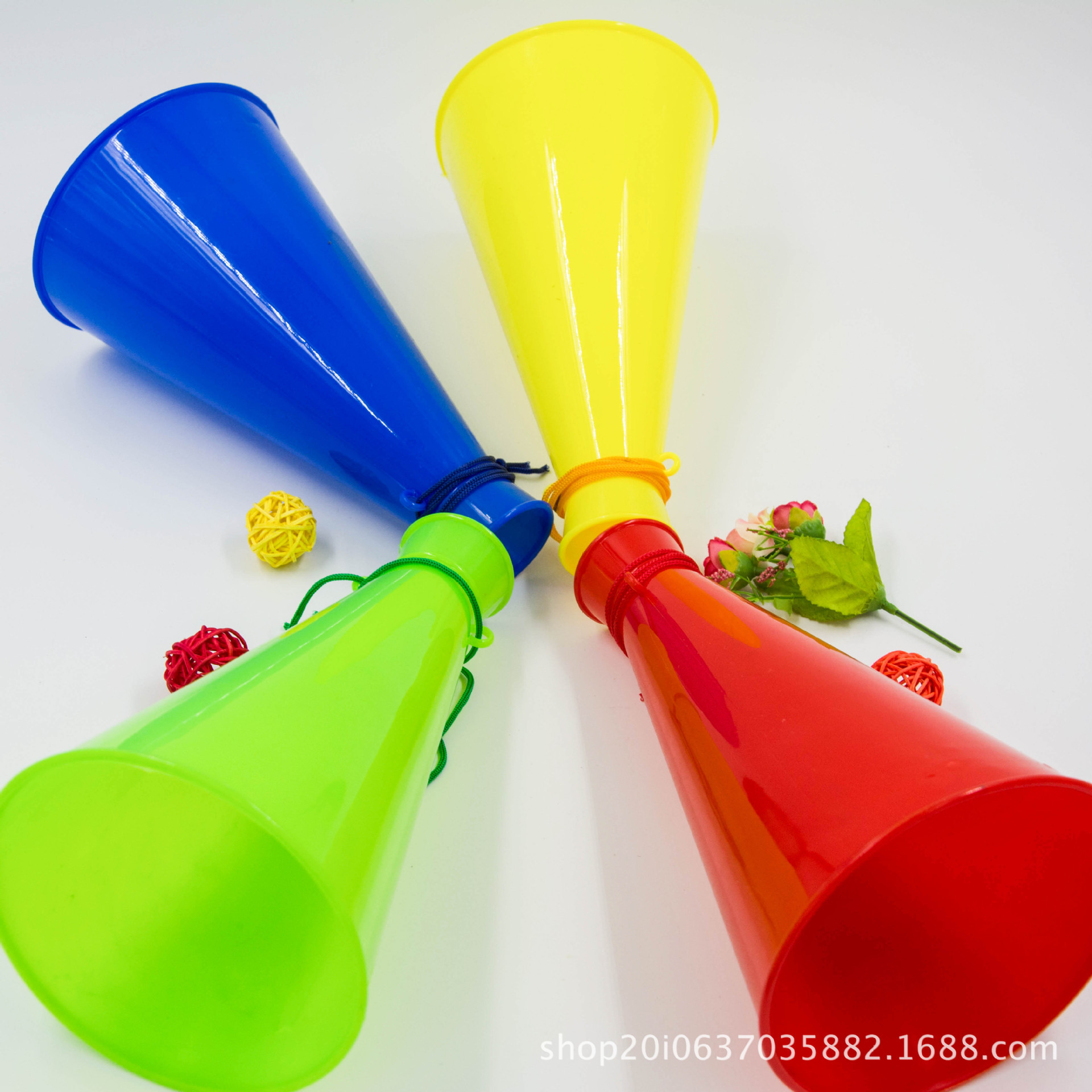 Gritar micrófono fan para animar los juegos de refuerzo altavoces juguetes festivales accesorios especiales de fiesta fabricantes mayoristas