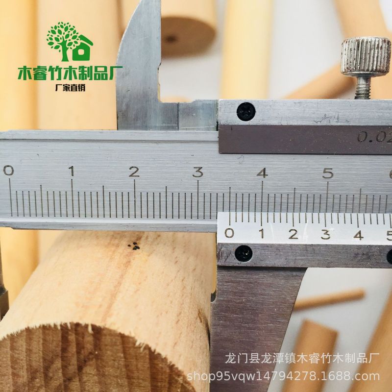 メーカーは木の丸太棒diyモデルの木の棒を提供しています。|undefined