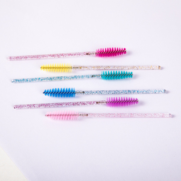 Disposable convenient brush for eyelashes