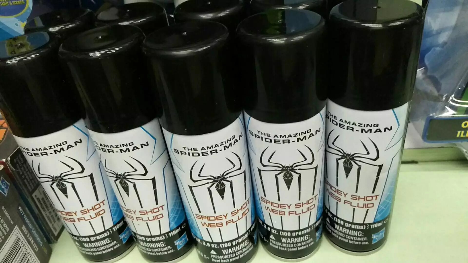 Caliente TikTok mismo original Spider-Man traje juguete spray de agua de alambre transmisor de pulverización con guantes de alambre de juguete puede