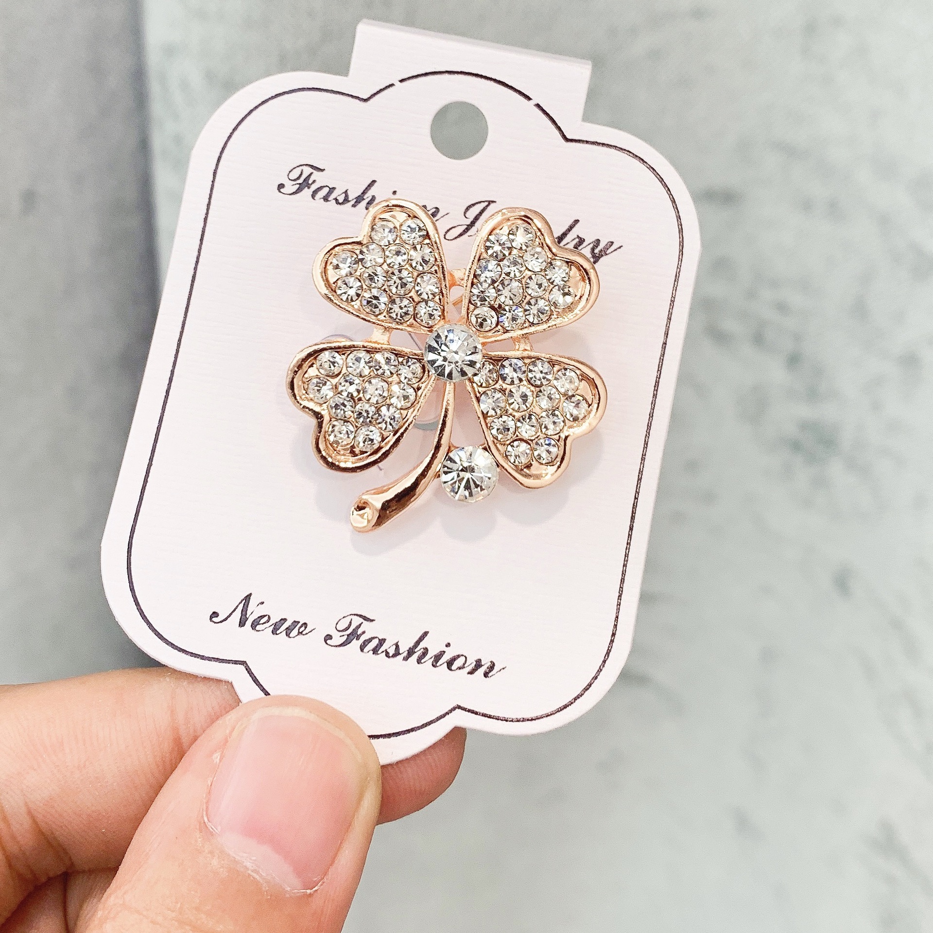 Creativo nuevo broche de alto grado de aleación rhinestone ramillete perla pin accesorios de moda fábrica directa en stock