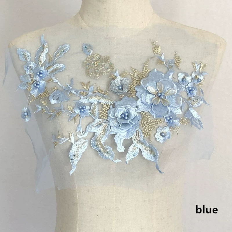 Three dimensional lace cloth, children's dress, flowered, with embroidery