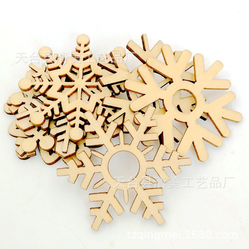 80mm hoja de madera de copo de nieve mezclada 10 estilos de accesorios de copo de nieve mezclados colgante decorativo de madera con cuerda de cáñamo