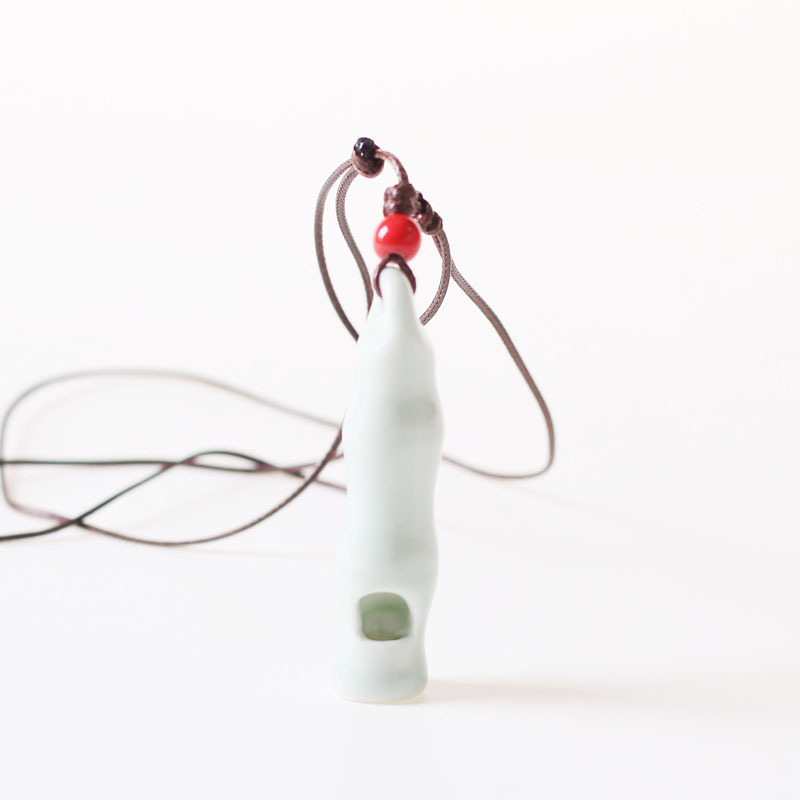 대나무 녹색 호루라기