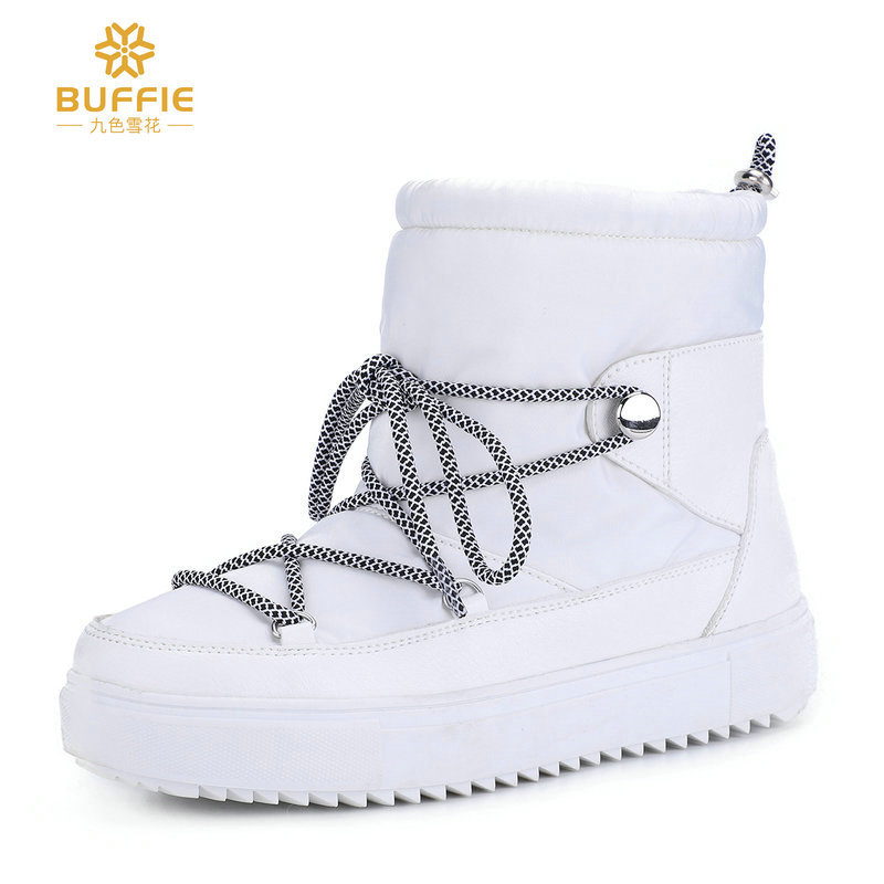 Botas de nieve personalizadas con diseño de copo de nieve de nueve colores, zapatos de algodón blancos puros para mujer, planos, impermeables, cálidos y versátiles para el invierno