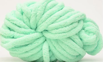 Super‑chunky Iceland chenille yarn, polyester, 2 cm thick single‑strand, 250 g bundle