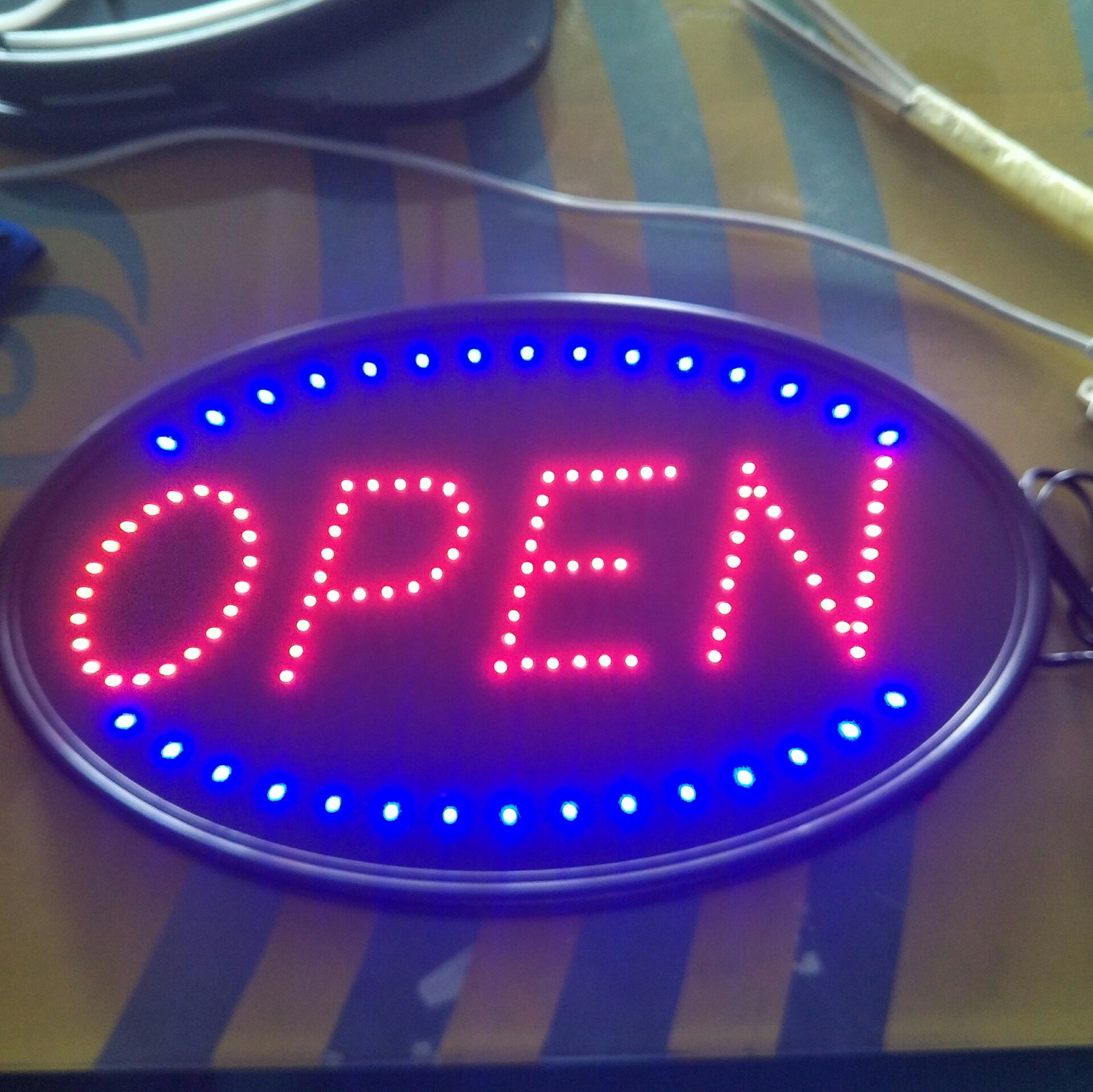 厂家直销  大椭圆 3658 广告牌  常亮 跑马    广告牌  发光字