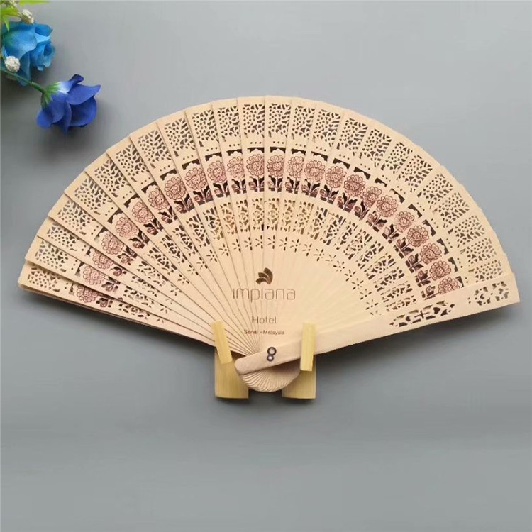 Ventilador de sándalo ventilador de madera transfronterizo soporte de la boda lote mezclado borde hueso talla