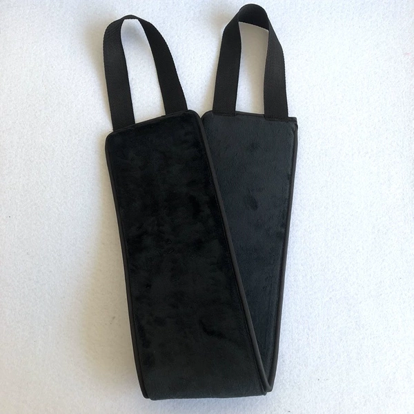 Black double -sided pull back strip