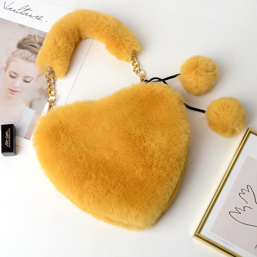  Internet celebrity fashion plush heart-shaped bag women's handbag diagonally held peach heart love hairpin coin purse