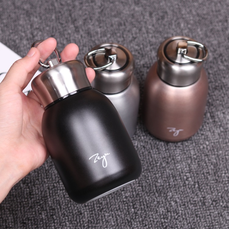 Portátil al aire libre negro 304 Acero inoxidable pequeña grasa Ding regalo taza mini moda portátil Gran taza de vientre taza de bolsillo