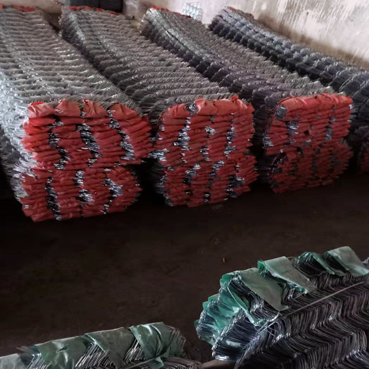 热镀锌边坡铁丝网养殖钢丝围栏绿化菱形网·