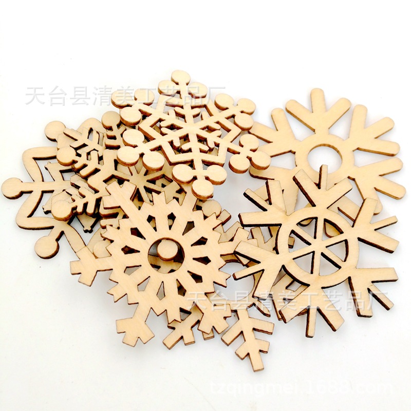 80mm hoja de madera de copo de nieve mezclada 10 estilos de accesorios de copo de nieve mezclados colgante decorativo de madera con cuerda de cáñamo