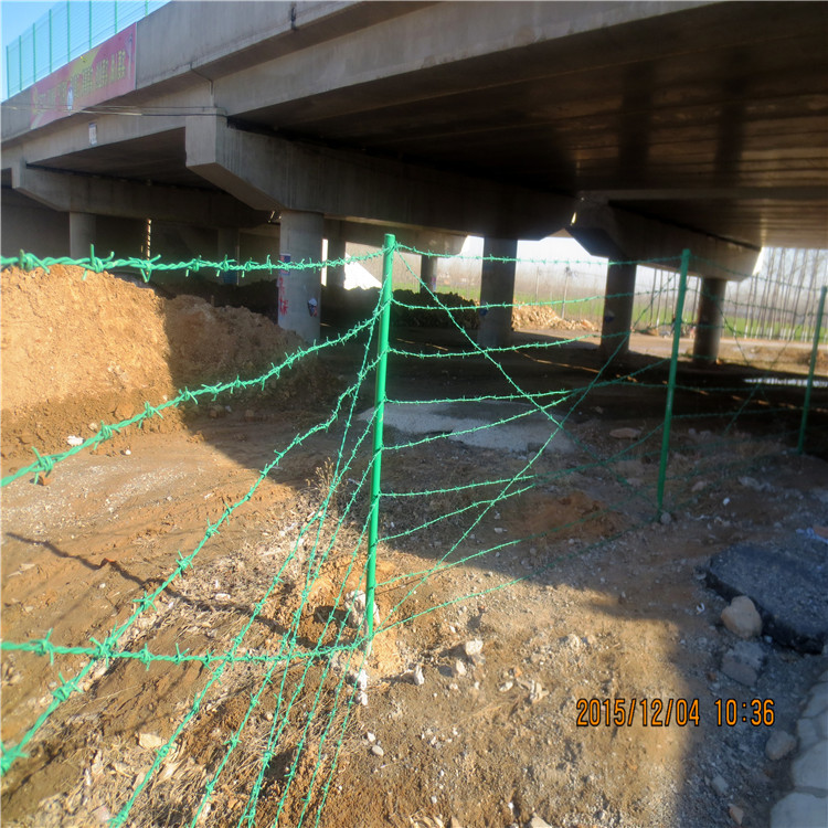 刺丝隔离栅护栏 高速刺钢丝围栏 边境刀片刺绳防御网【工厂自营】