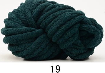 Super‑chunky Iceland chenille yarn, polyester, 2 cm thick single‑strand, 250 g bundle