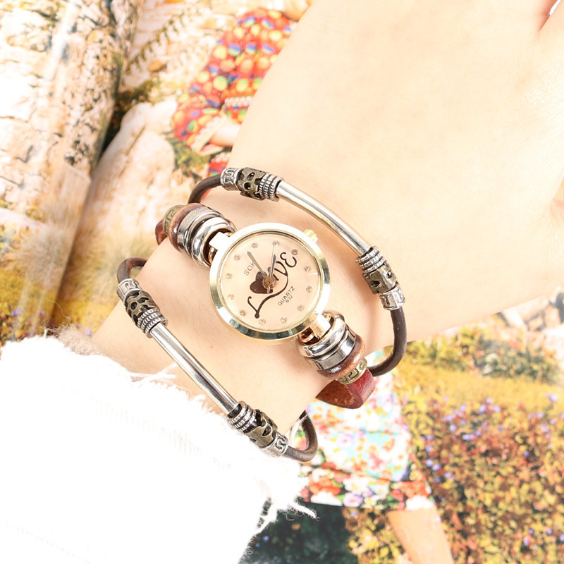 TikTok Explosive Gold Watch Women's Fashion Watch Strap Casual Simple Retro Bracelet Watch Men's Quartz Watch TikTok Explosive Gold Watch Women's Fashion Watch Strap Casual Simple Retro Bracelet Watch Men's Quartz Watch