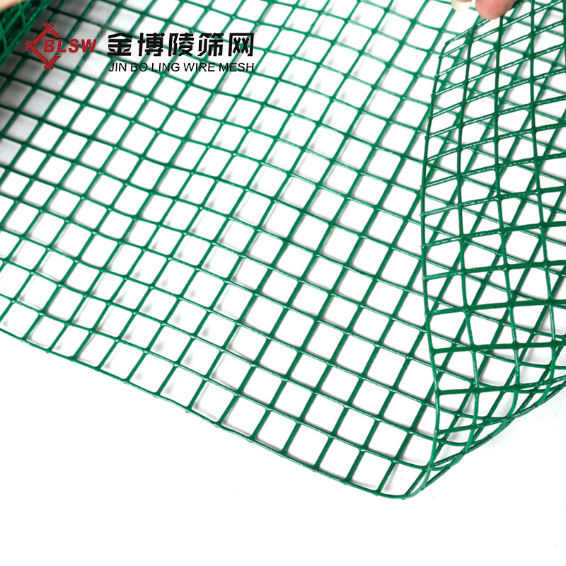 金博陵牌厂家直供可定造浸塑电焊网荷兰防护网围栏网养殖圈鸡网