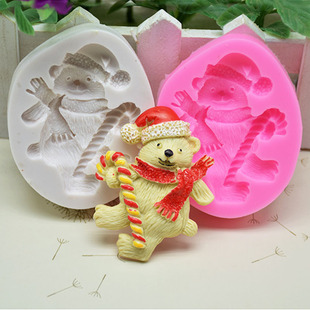 DIY baking Christmas bear car air outlet aromatherapy clip Jewelry pendant fondant cake silicone mold