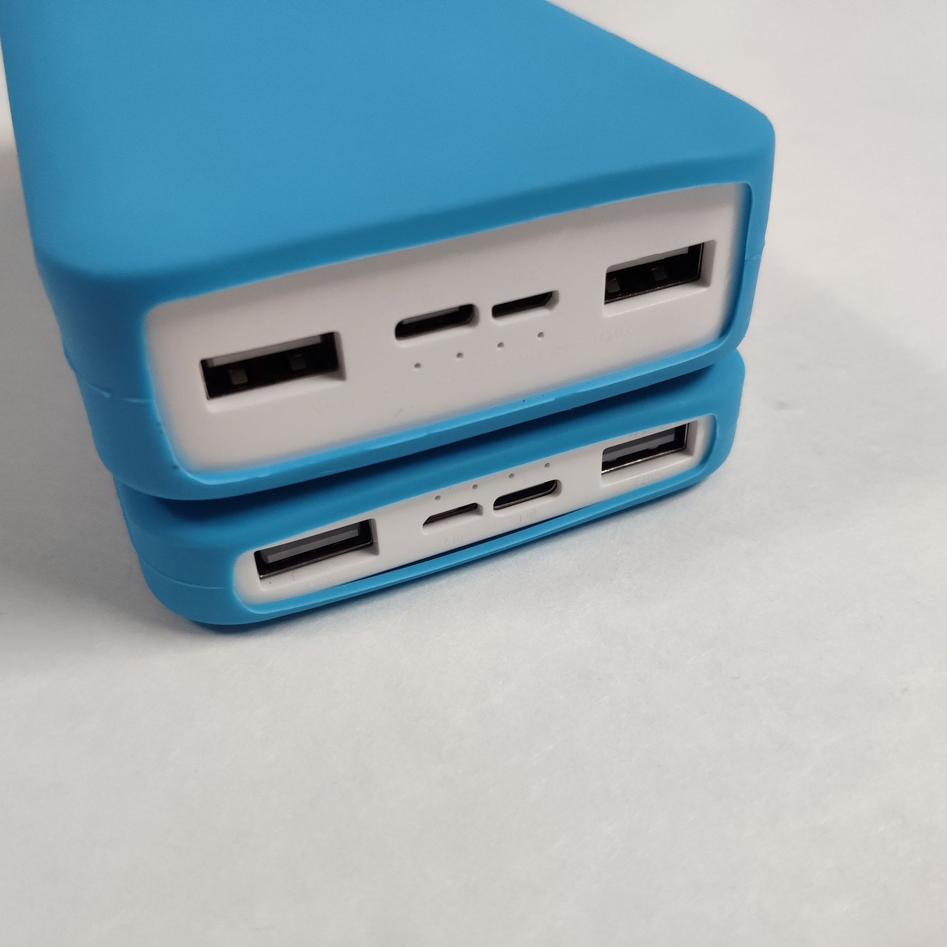 Aplicable a Xiaomi Redmi rojo mi 10000 fuente de alimentación funda de silicona 20000mAh caja de protección de energía móvil color