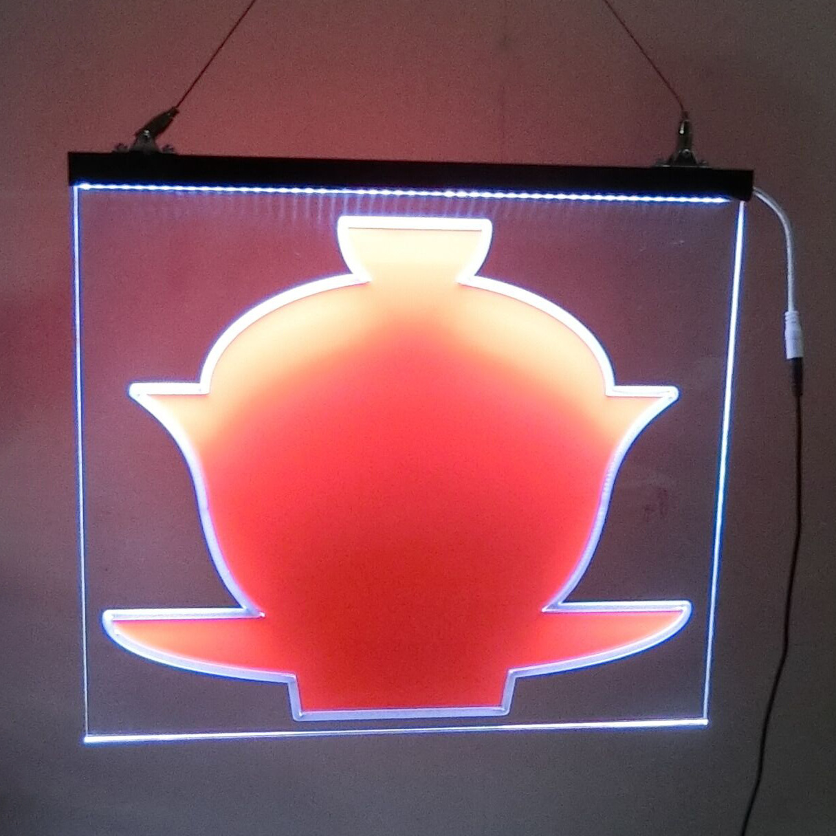 定做亚克力吊牌 发光广告牌指示牌 LED压克力标识牌 深圳加工