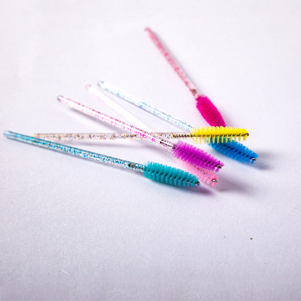 Disposable convenient brush for eyelashes