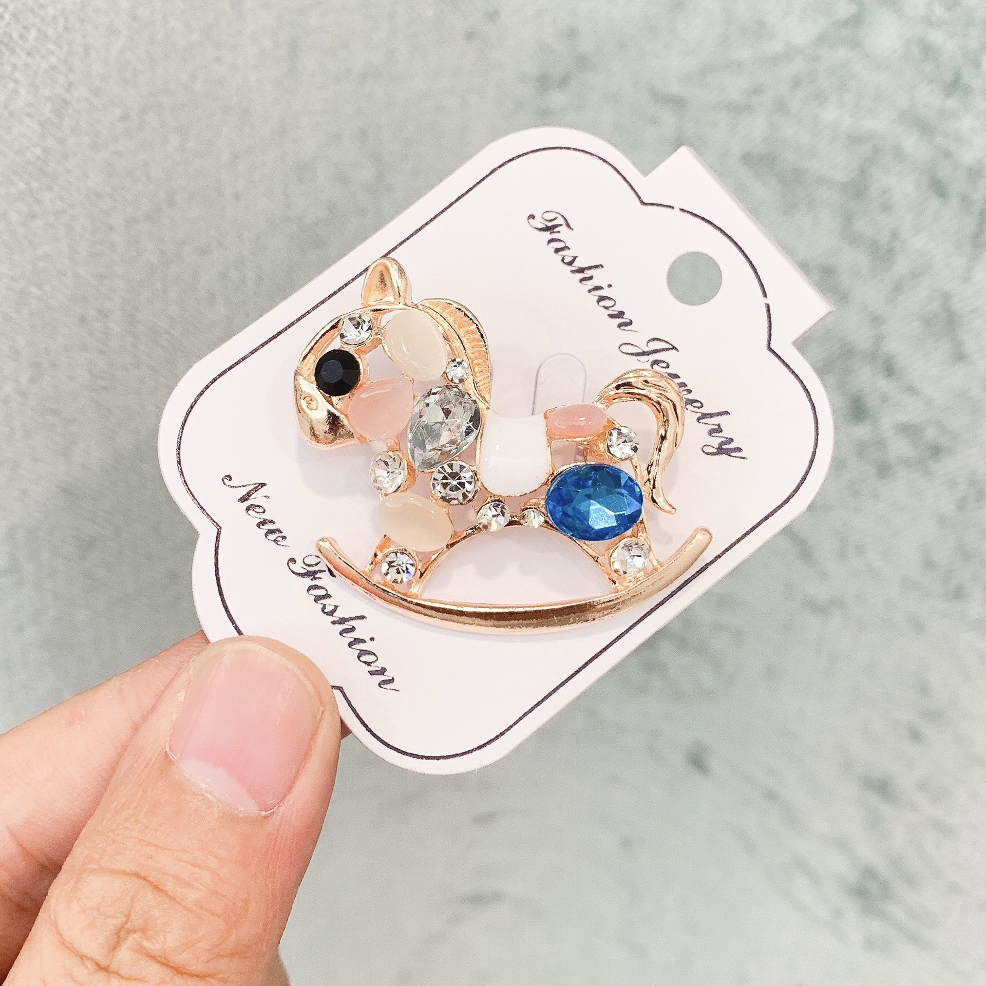 Creativo nuevo broche de alto grado de aleación rhinestone ramillete perla pin accesorios de moda fábrica directa en stock