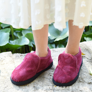 Ůʿ����Ь���l�������ЬŮ���Ҿ�ǧ�ӵׂ��y������Ь����Ь