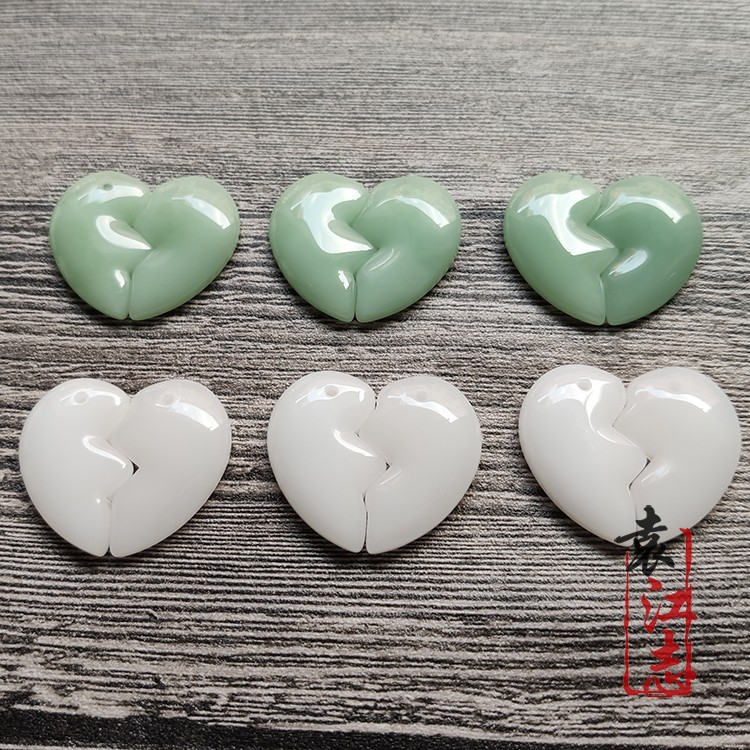 Hot-selling couple heart-matching pendant green jade White Jade love heart-shaped necklace colored glaze lettering jewelry accessories