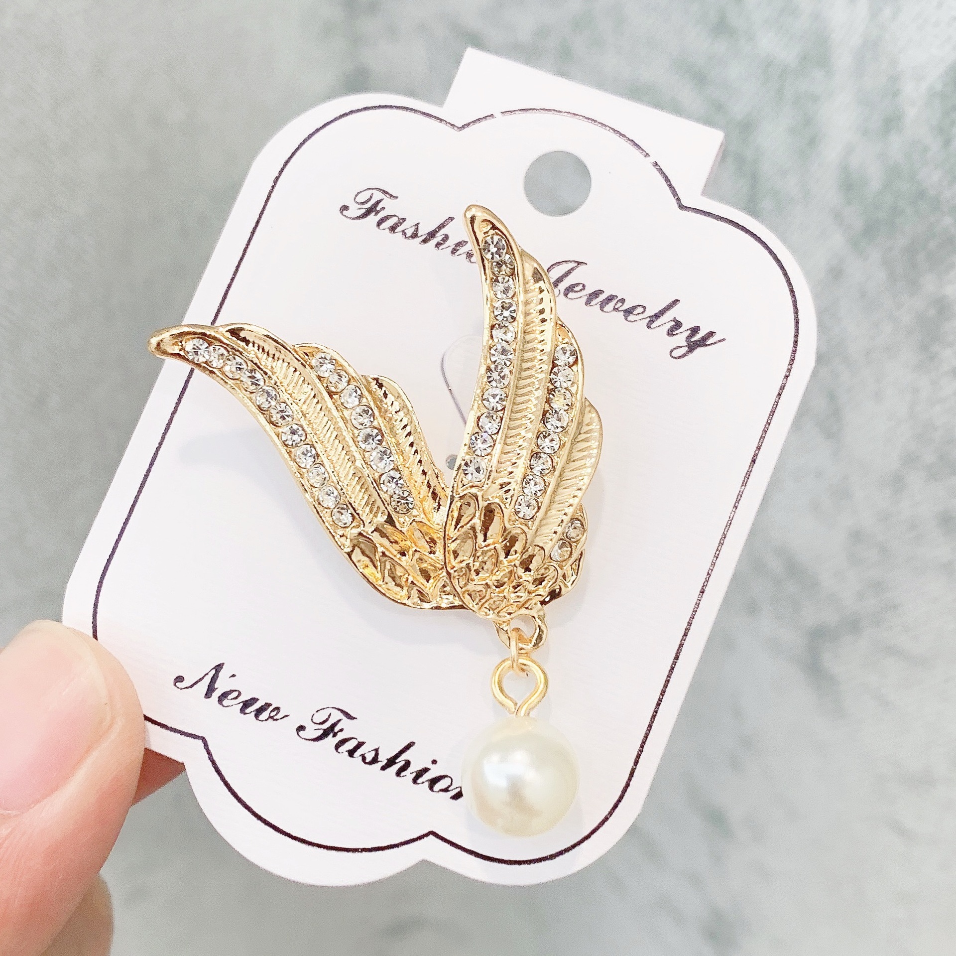 Creativo nuevo broche de alto grado de aleación rhinestone ramillete perla pin accesorios de moda fábrica directa en stock