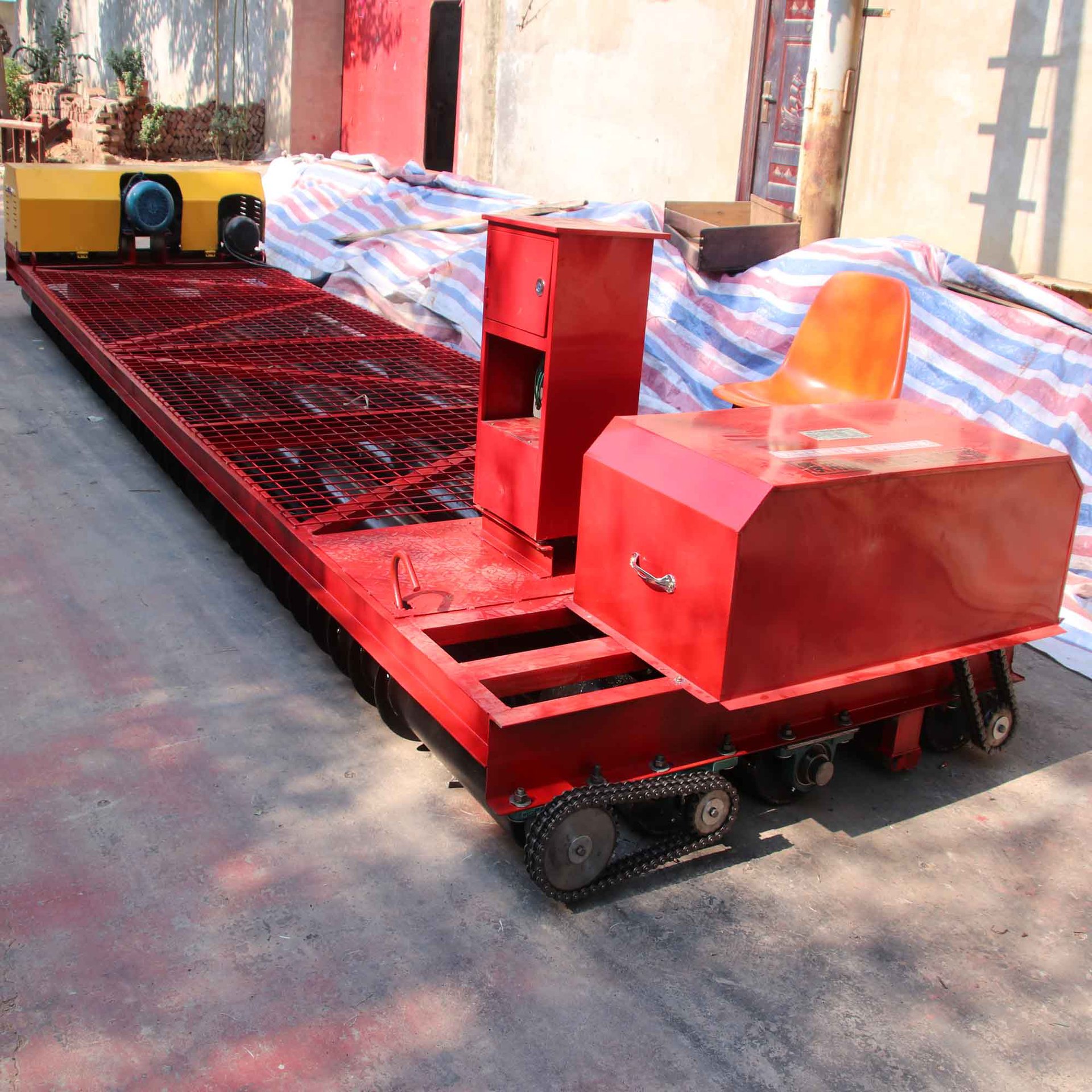 伸缩式震动摊铺机 悬挂式路面摊铺机 振捣一体整平机