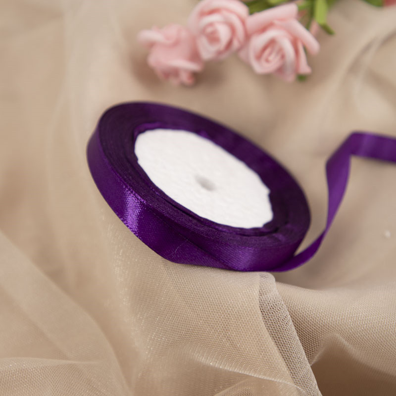 1 cm de color morado oscuro