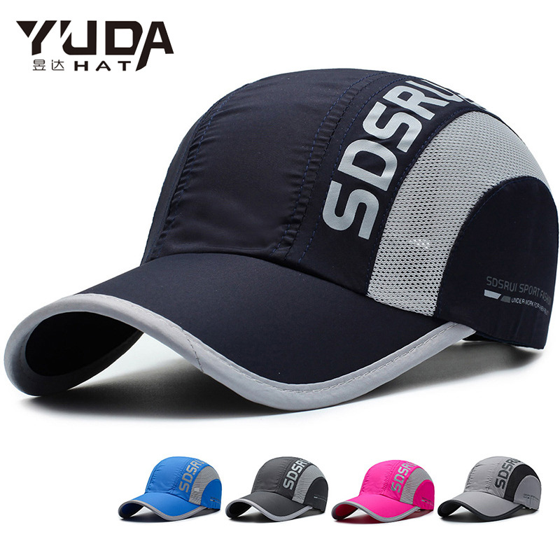 Breathable summer travel sun hat for leisure