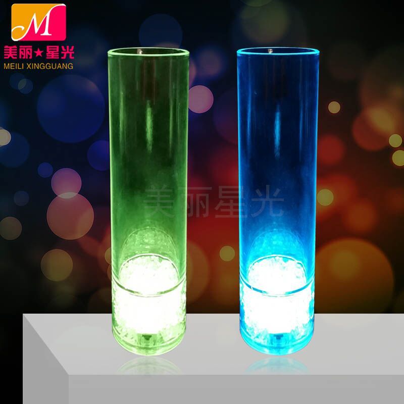 Taza de jugo led creativa Taza de jugo luminoso de plástico de grado alimenticio 260ml Fabricante de fuente de taza luminosa de jugo