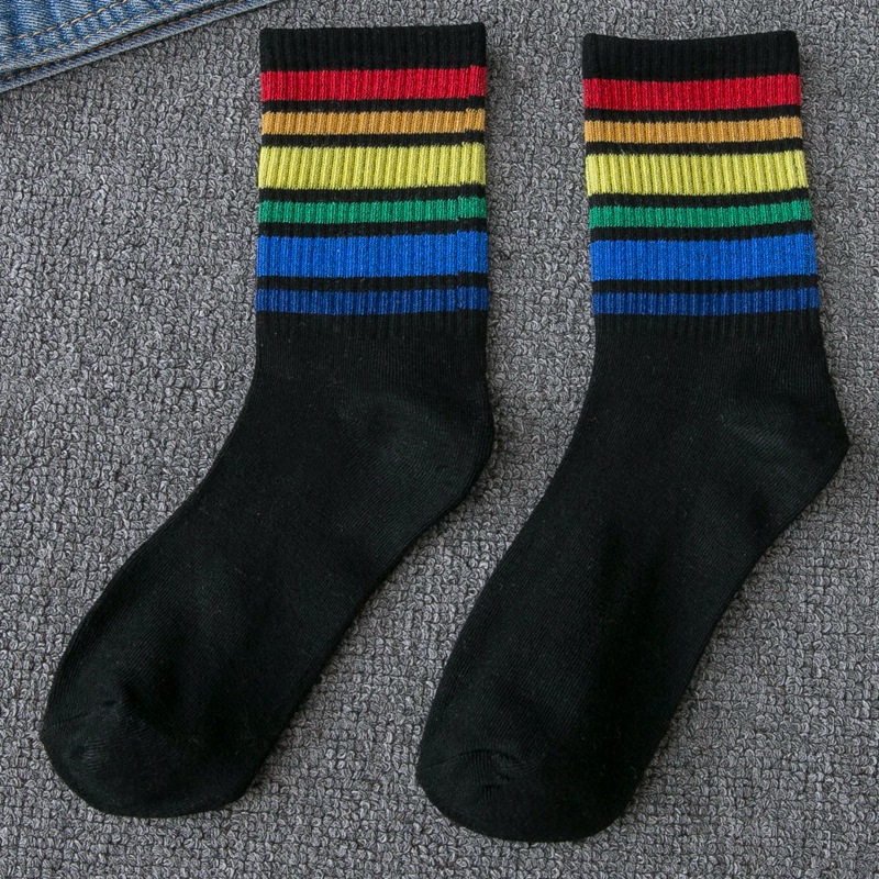 Black bar
