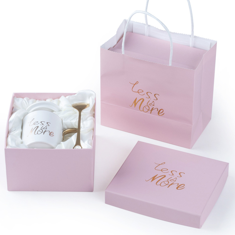 Tazas de cerámica doradas originales tazas de oro creativas tazas de agua tazas de café cubiertas cucharas regalos al por mayor