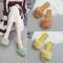 一字平底新款秋冬女鞋