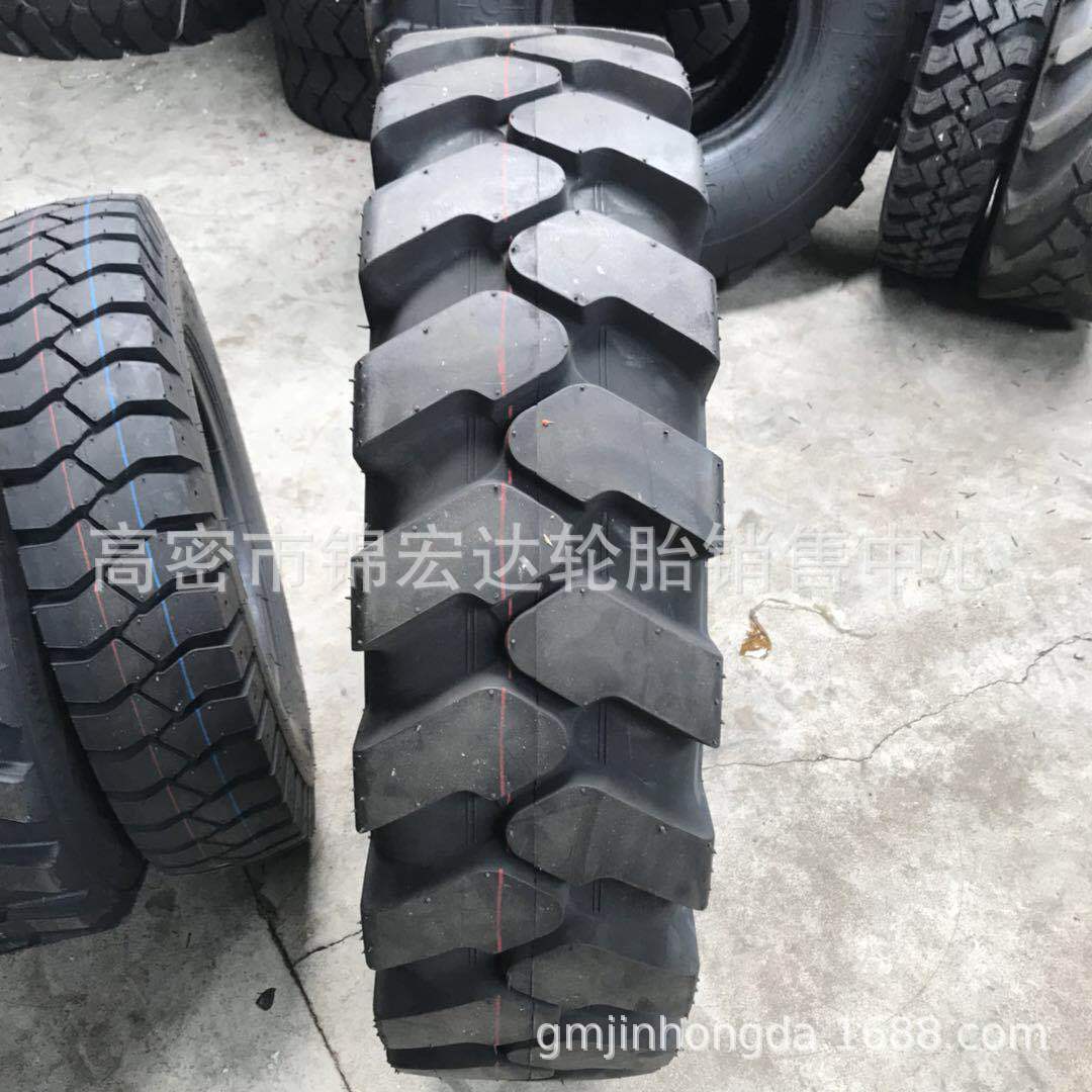 工程机械轮胎900/1000-20轮式挖掘机9.00/10.00-20轮胎