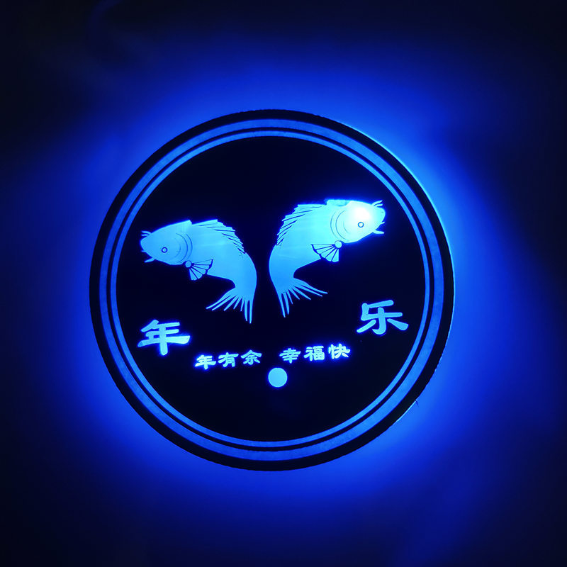 Coche montaña rusa de agua luminoso LED montaña rusa de agua colorido USB coche interior faro pareja regalo suministros de coche