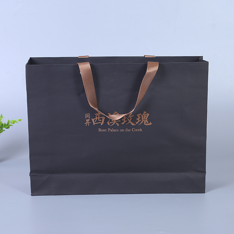 加厚黑卡纸烫金logo礼品手提袋 玫瑰金logo黑卡手提袋丝带提手