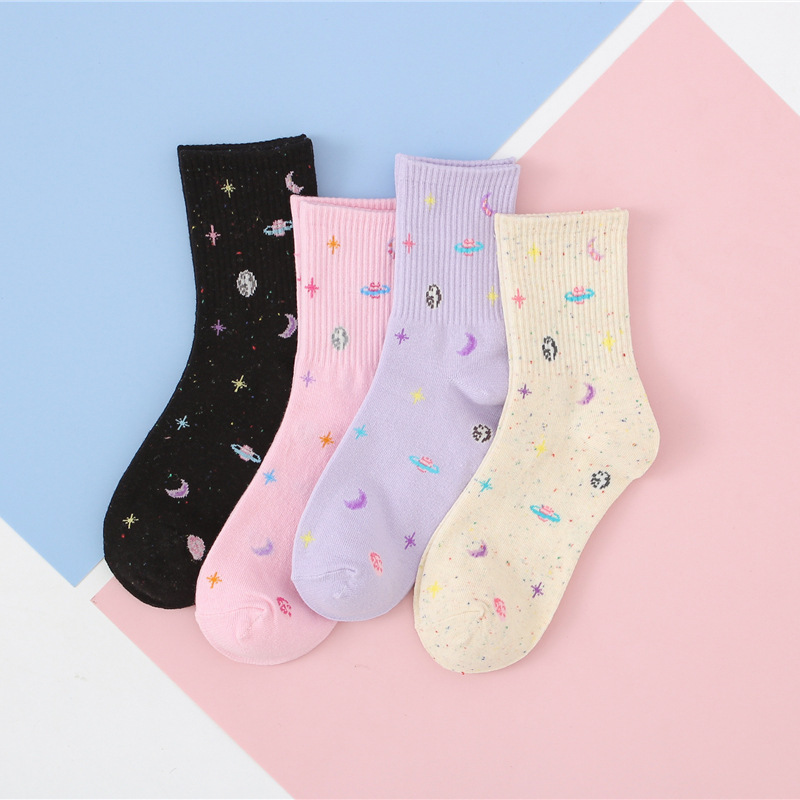 Four Seasons Cotton Socks Japanese and Korean Star Creative Tide Socks Women's Socks College Wind Universe Planet Yarn Socks Wholesale