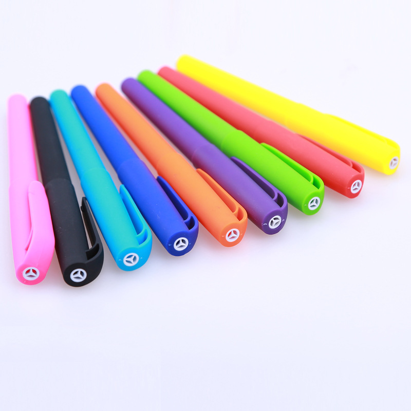 Venta directa de fábrica pluma de gel personalizada Mercedes-Benz pluma de impresión de contenido publicitario negro 0,5mm logotipo personalizado palabra práctica