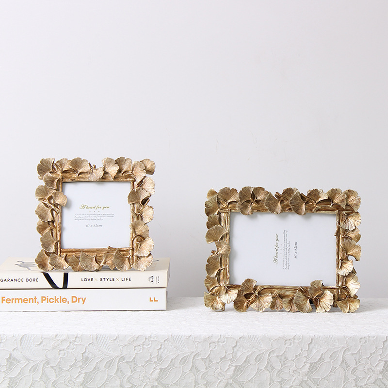 Baroque American Retro Photo Frame European Picture Frame Golden Ginkgo Leaf 4 Inch 6 Inch Resin Photo Frame Stand