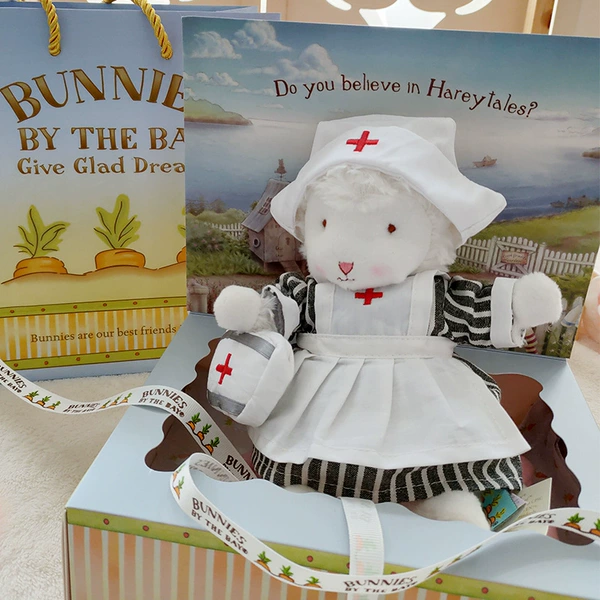 Nurse uniform, herbal medicine set