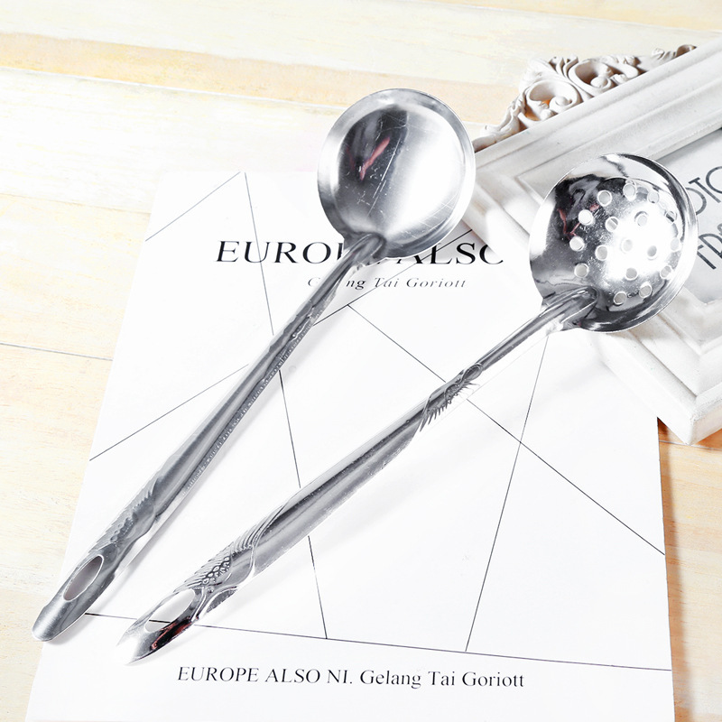 Household Hot Pot Spoon Stainless Steel Long Handle Colander Large Soup Shell Hot Pot Spoon Household Kitchen Tableware Kitchenware Wholesale