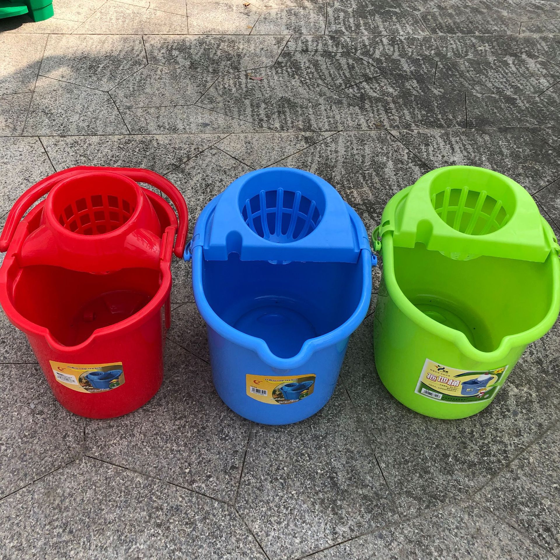 塑料洗地清洁拖布拧水擦地水桶  加厚带轮拖把桶