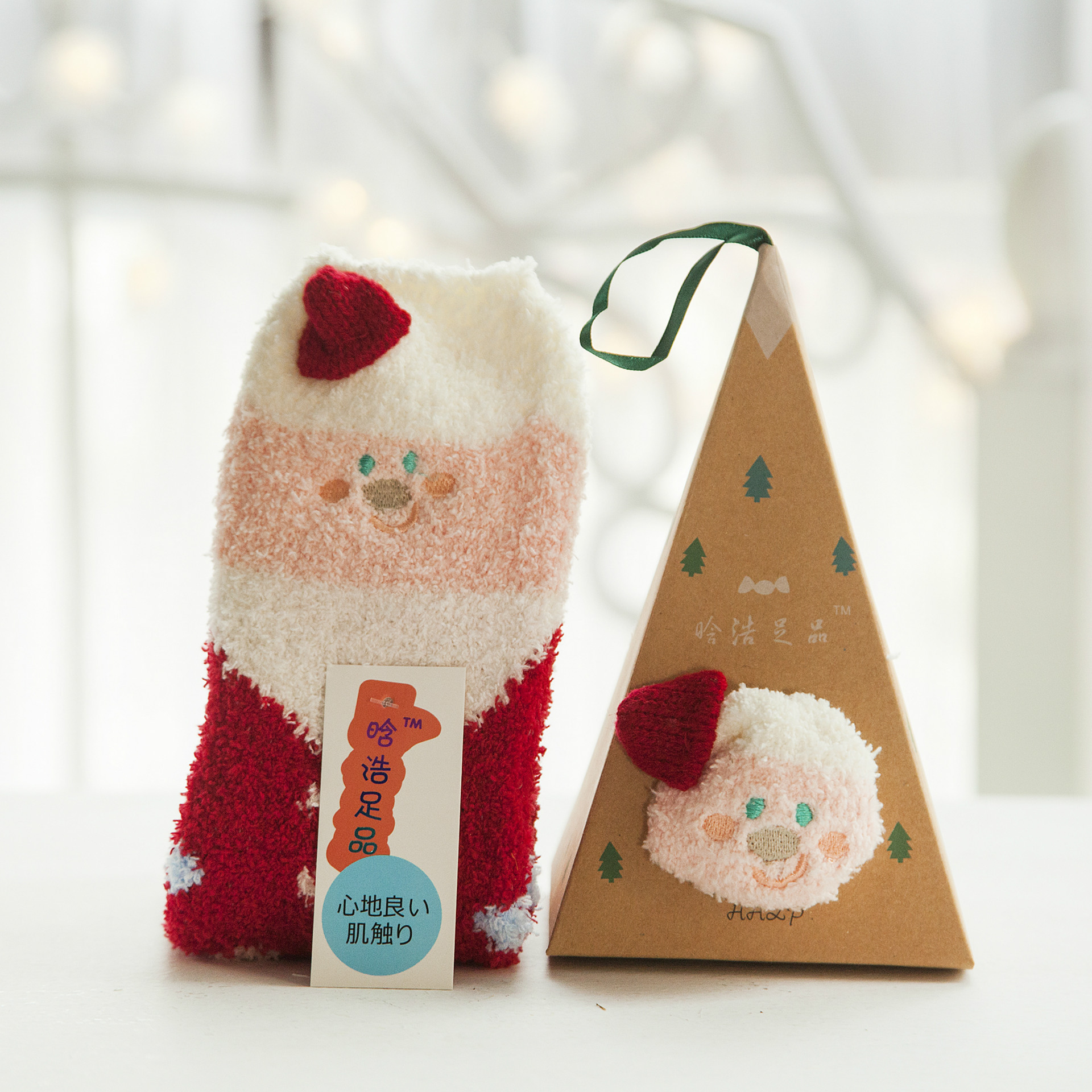 Nuevos calcetines de lana de coral para mujer Dibujos animados tridimensionales japoneses Calcetines de piso de Navidad Otoño e Invierno engrosados calcetines de media pantorrilla