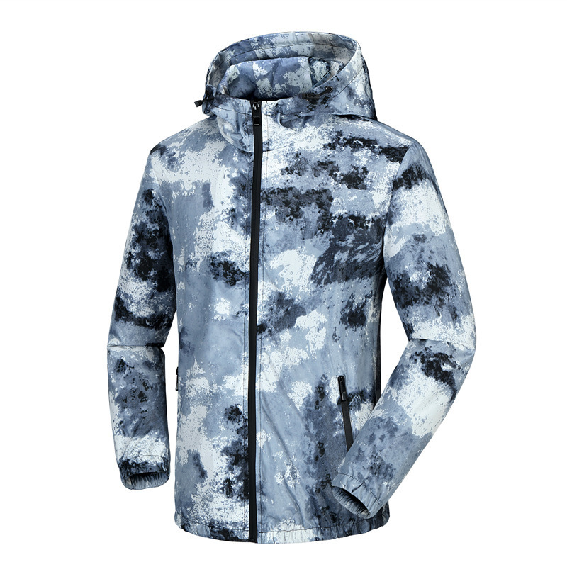 Spring and Autumn Outdoor Jacket Men's Hooded Jacket Coat Windbreaker Camouflage Coat Coat 173D