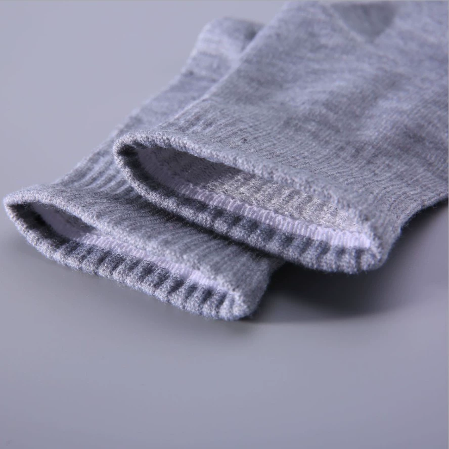 Colored thin knee socks for leisure